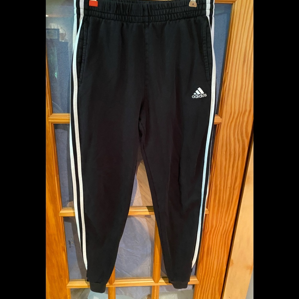 Adidas sweatpants, youth XL, black.
